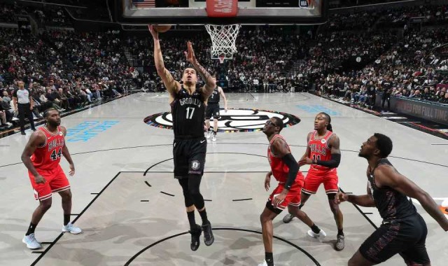 奇异果-波特26+7准绝杀！篮网拒20分逆转险胜公牛 武切维奇丢绝平三分