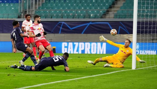 1638906072933097807.jpg FGBzp8pWUBEUz0j.jpg